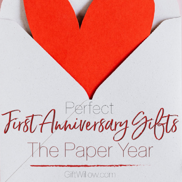 These paper anniversary gifts are the best way to celebrate your first year of marriage!